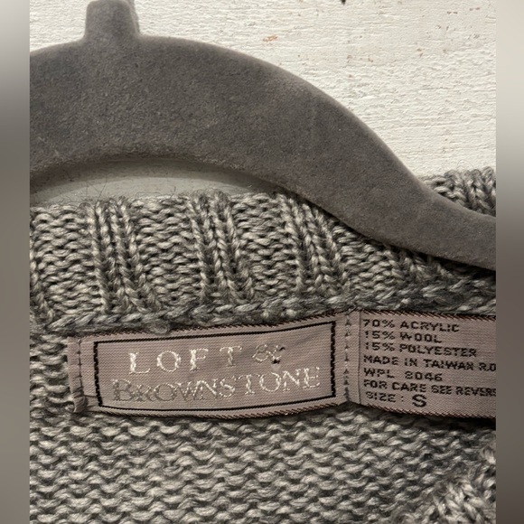 LOFT and Brownstone Gray and Green Argyle Crewneck Sweater in size Small - Picture 6 of 10